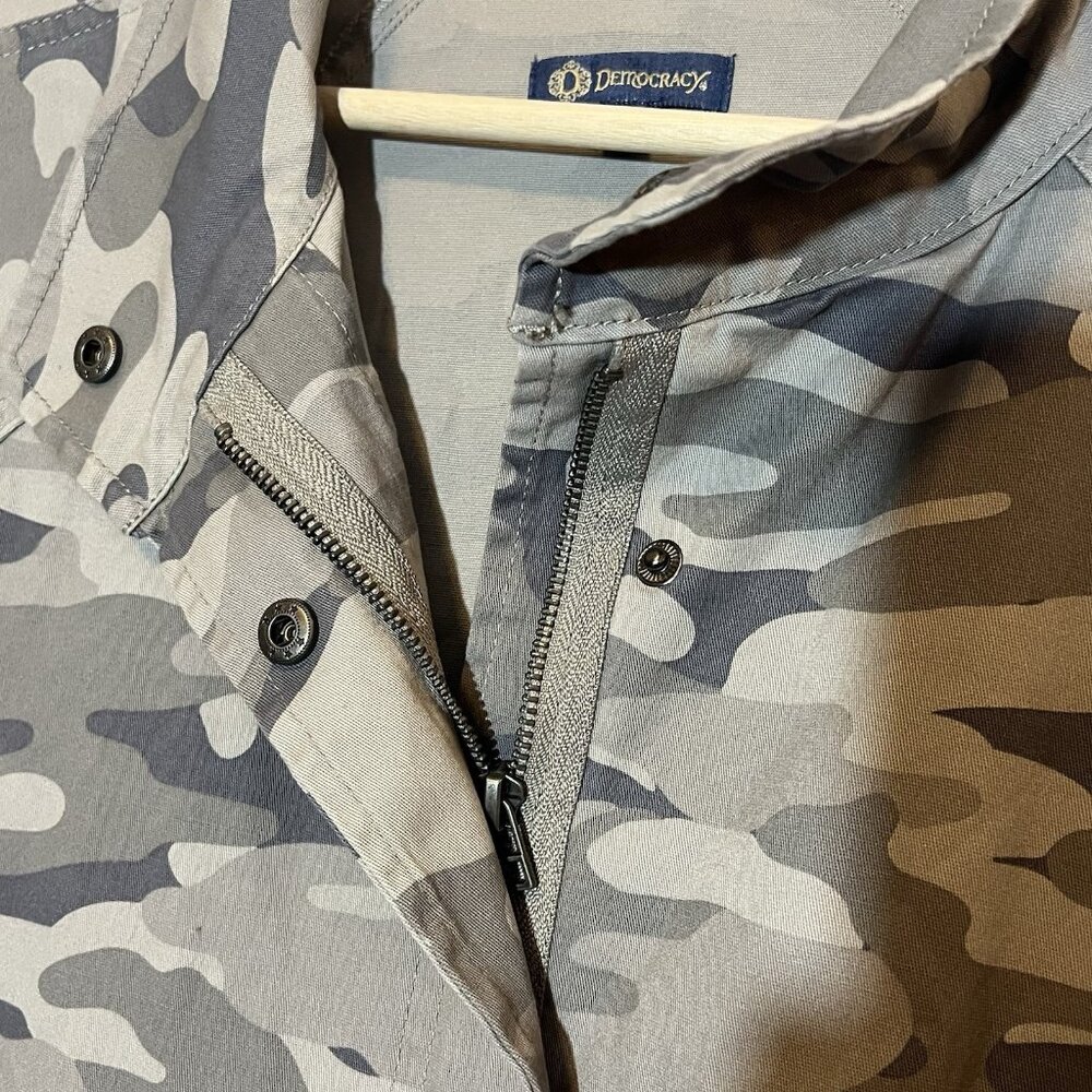 Democracy Camo Jacket Women's Small Size Gray Drawstring Bottom Zipper Cotton - Picture 9 of 11